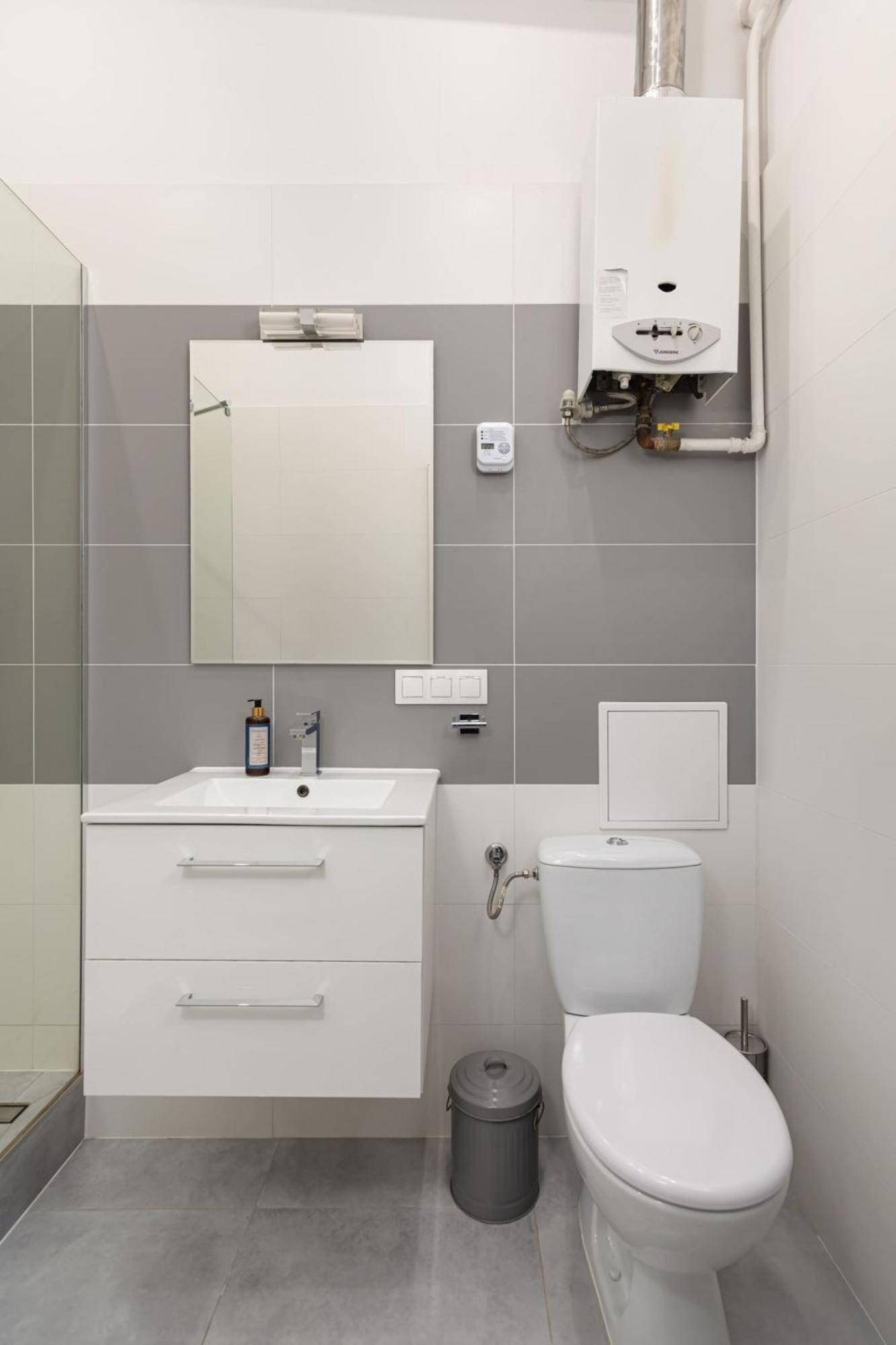 Stylish Apartment Swietojanska By Noclegi Renters Varşova Dış mekan fotoğraf